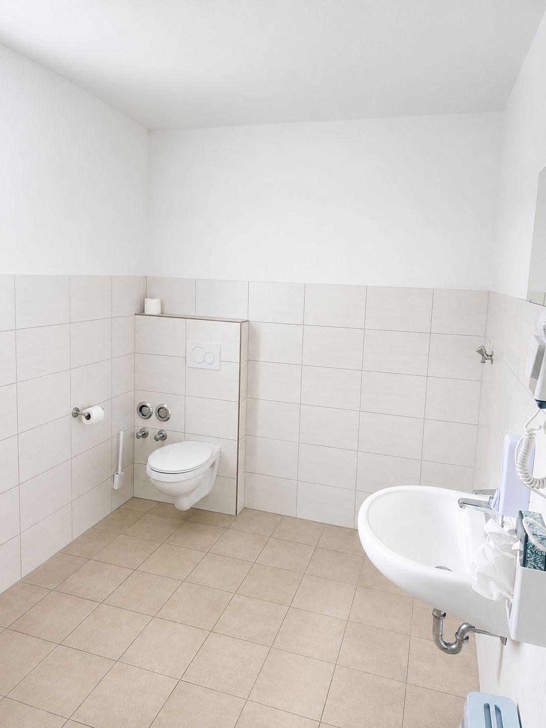 Badezimmer im Apartment